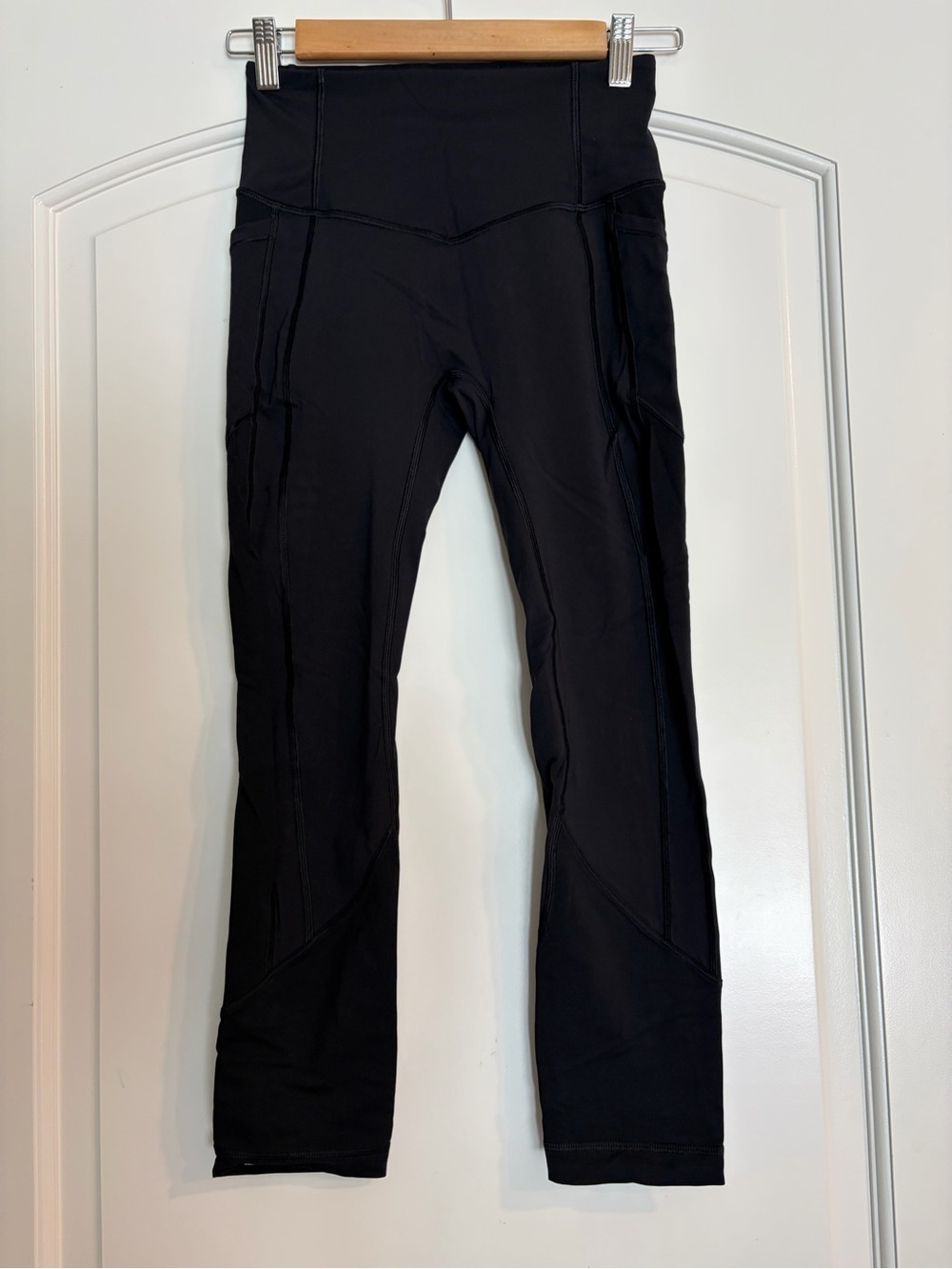Lululemon All the Right Places Activewear Leggings  Size 4 EUC